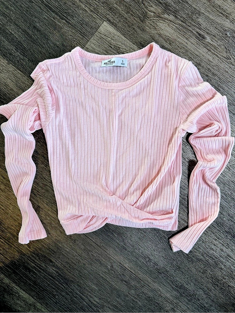 Hollister Ribbed Cropped Long Sleeve Pink Small Like New